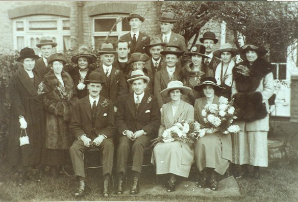 Barham family wedding 1920